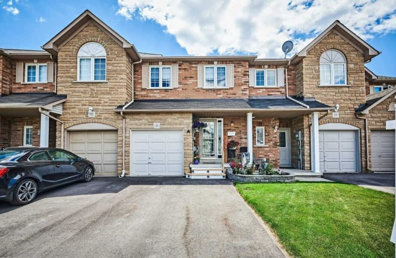 41 Wade Square, Clarington | Image 1