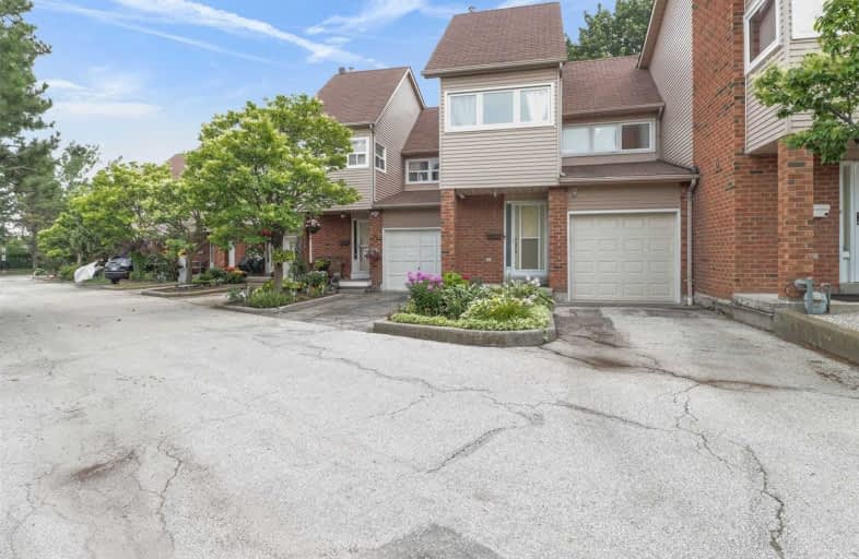 04-1031 Midland Avenue, Toronto | Image 1