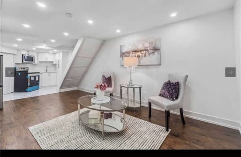 17 Horseshoe Crescent, Toronto | Image 1