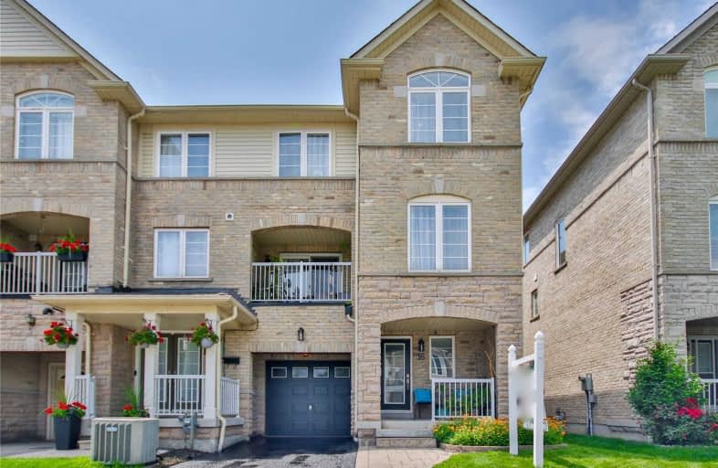 16 Talbotshire Street, Ajax | Image 1