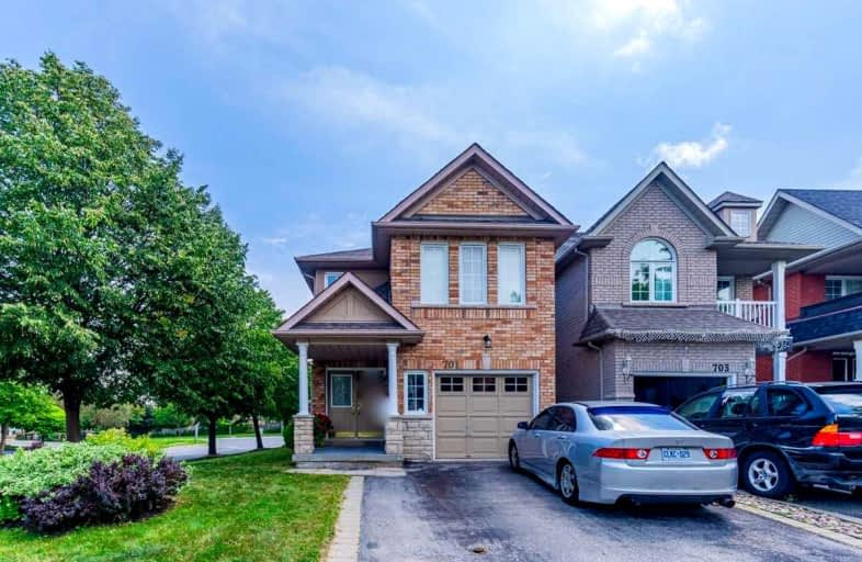 701 Swan Place, Pickering | Image 1