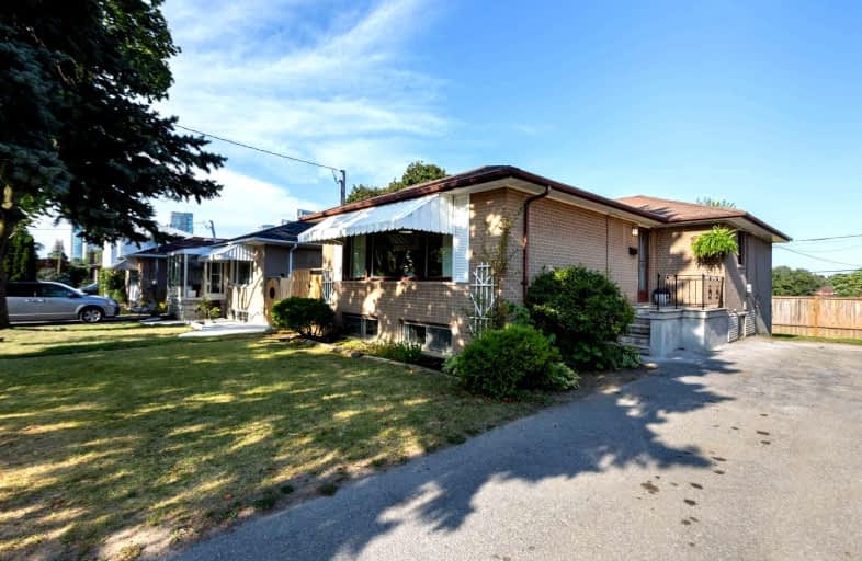 15 Hathway Drive, Toronto | Image 1