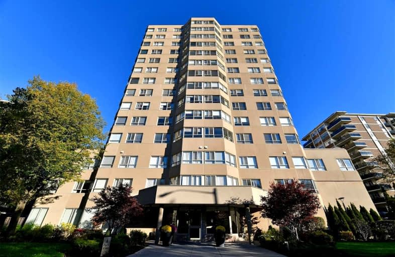909-4 Park Vista Drive, Toronto | Image 1