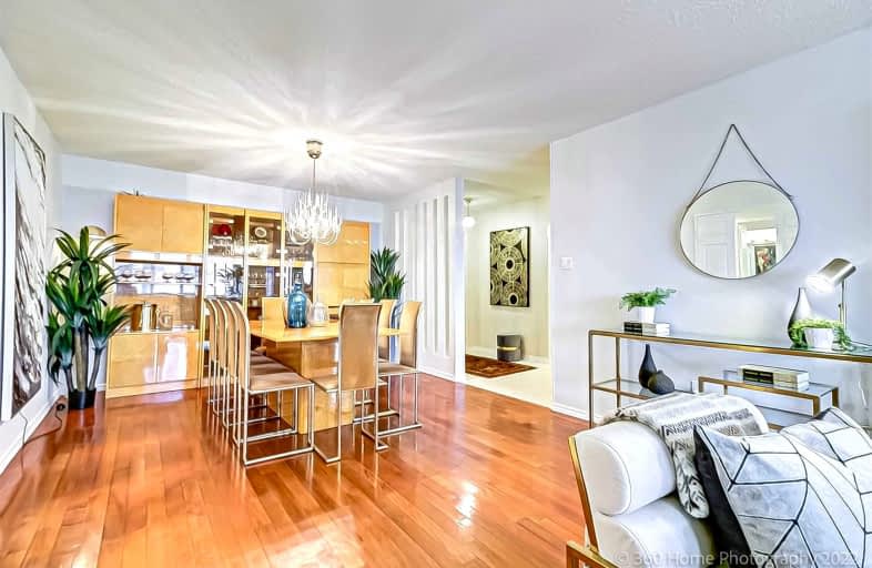 811-2330 Bridletowne Circle, Toronto | Image 1