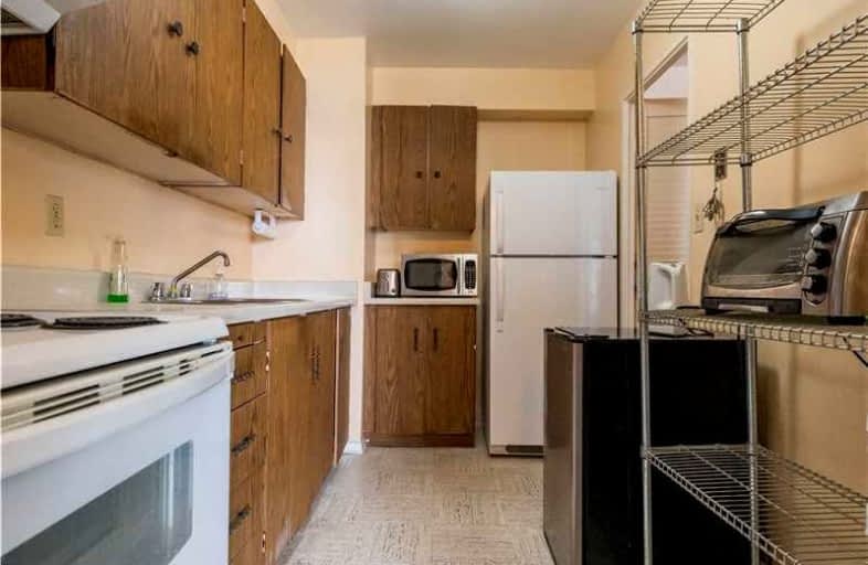 915-5 Massey Square, Toronto | Image 1