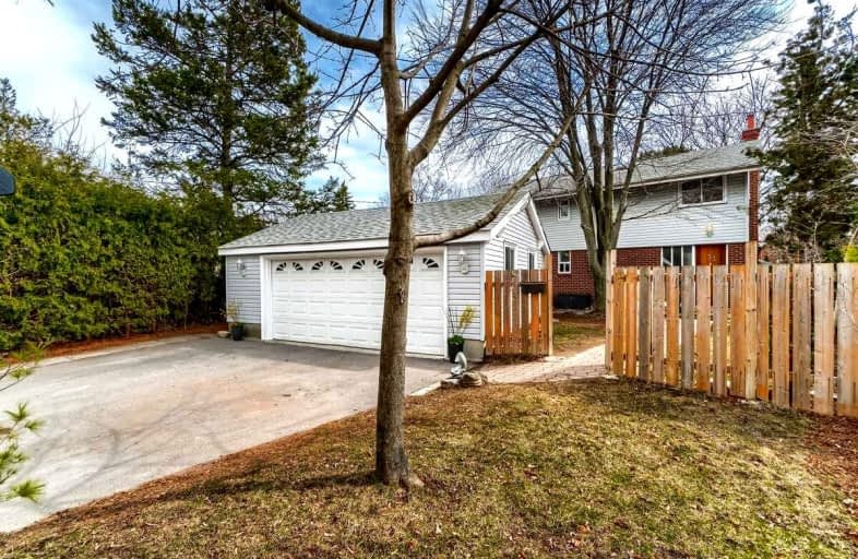 33 Lesterwood Crescent, Toronto | Image 1