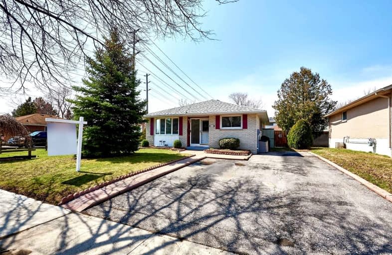 832 Central Park Boulevard North, Oshawa | Image 1