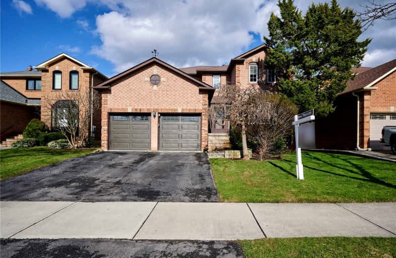 77 Mayor Crescent, Ajax | Image 1