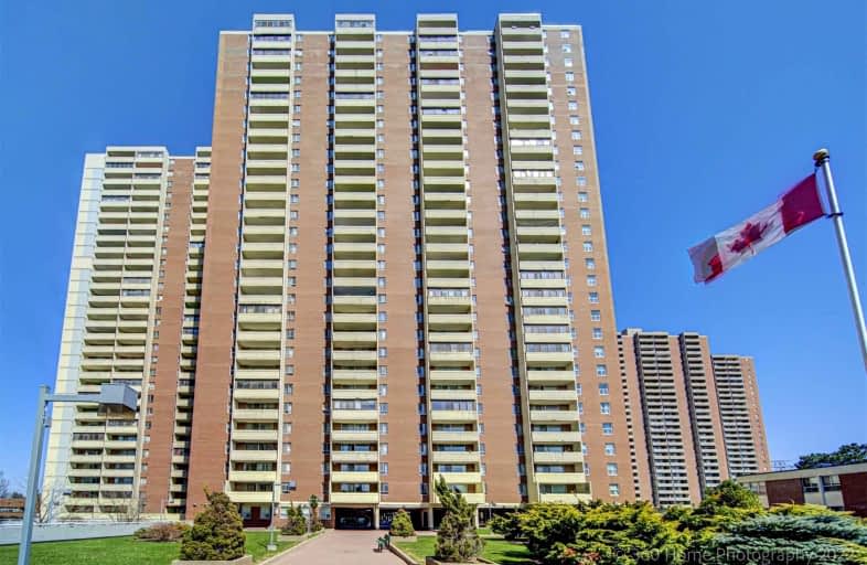 718-5 Massey Square, Toronto | Image 1