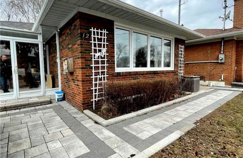 12 Mooregate Avenue, Toronto | Image 1