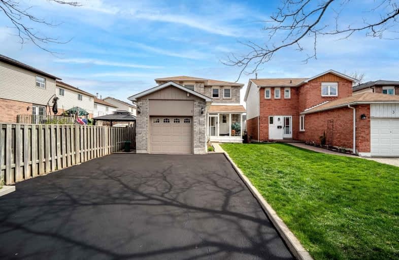 1 Field Crescent, Ajax | Image 1