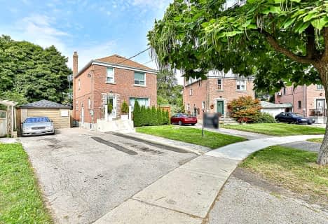 House for sale at 10 Camrose Crescent, Toronto - MLS: E5770200