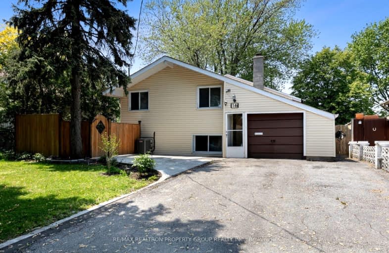 16 Rosswood Crescent, Toronto | Image 1