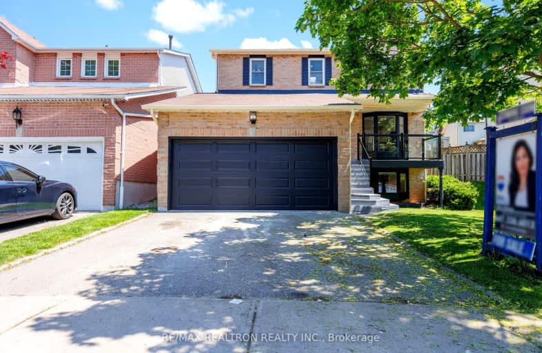 11 Plowman Drive, Ajax | Image 1