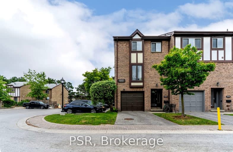 32-100 Burrows Hall Boulevard, Toronto | Image 1