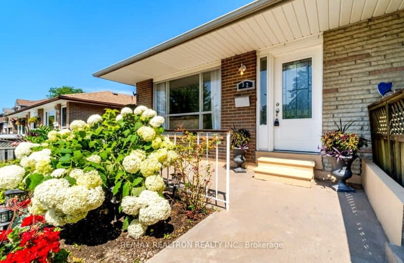 32 Cultra Square, Toronto | Image 1