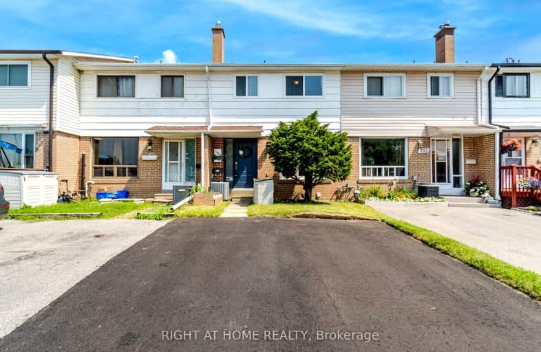 730A Krosno Boulevard, Pickering | Image 1