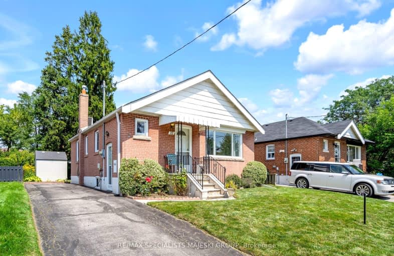 16 Fairfax Crescent, Toronto | Image 1
