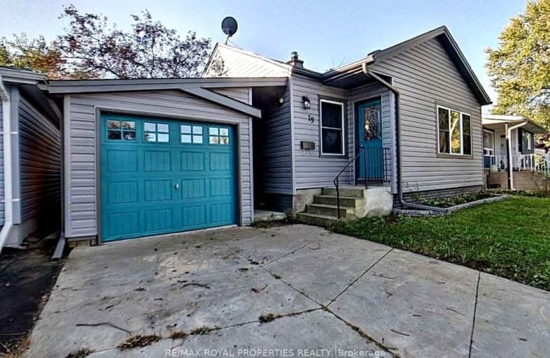 19 Beech Street, Ajax | Image 1