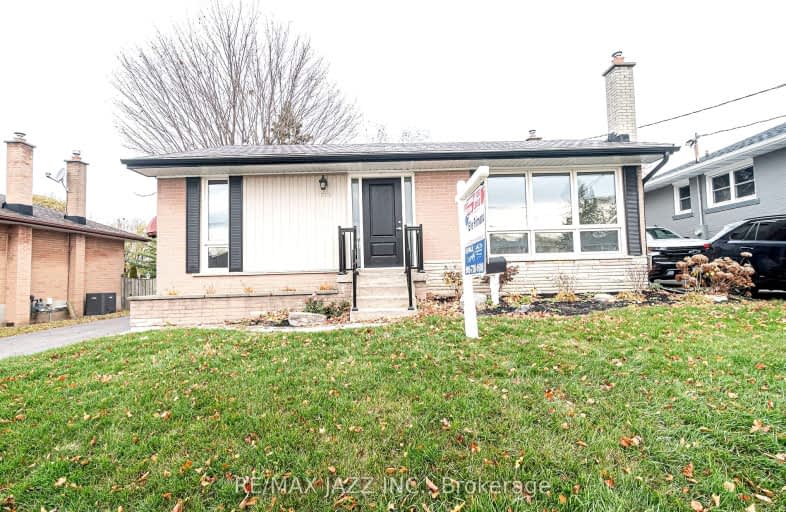 608 Gilbert Street West, Whitby | Image 1