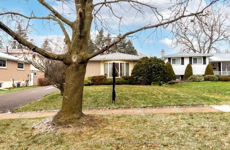 12 Follett Court, Ajax | Image 1
