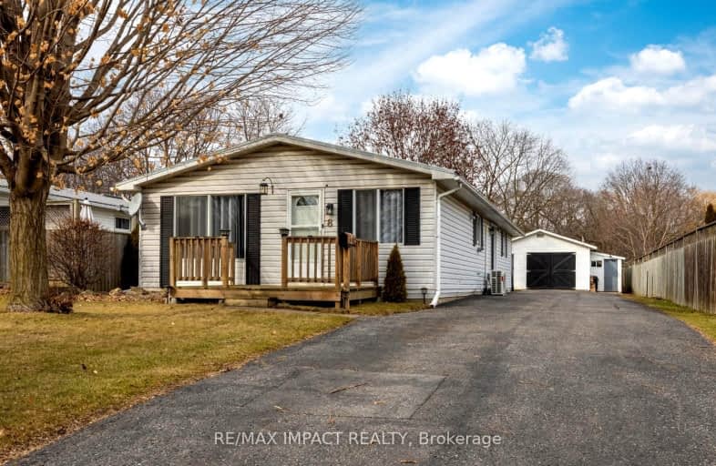 8 Saunders Avenue, Clarington | Image 1