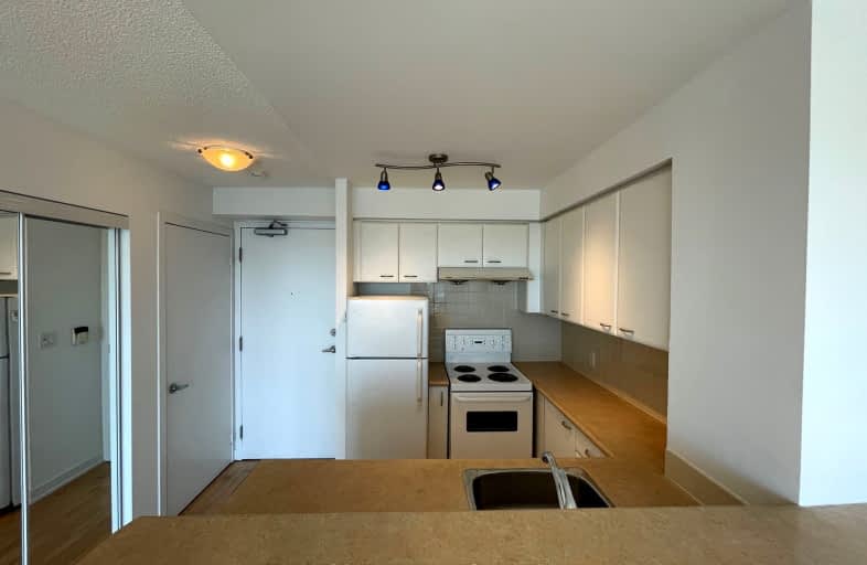 1910-38 Lee Centre Drive, Toronto | Image 1