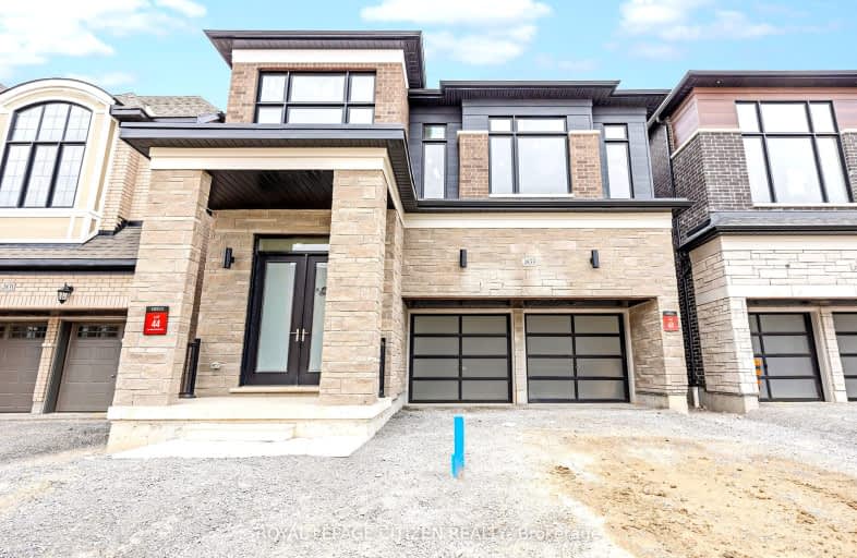 1833 Irish Moss Square, Pickering | Image 1