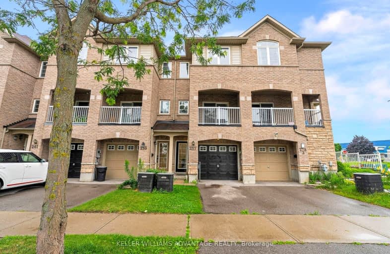 237 Monarch Avenue West, Ajax | Image 1