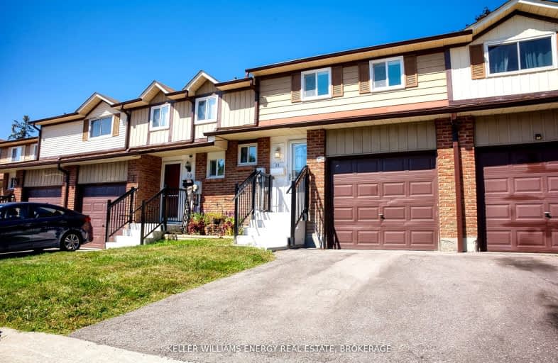 32-21 Parker Crescent, Ajax | Image 1