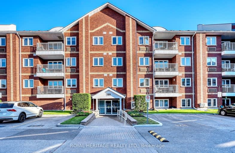 217-189 Lake Driveway West, Ajax | Image 1