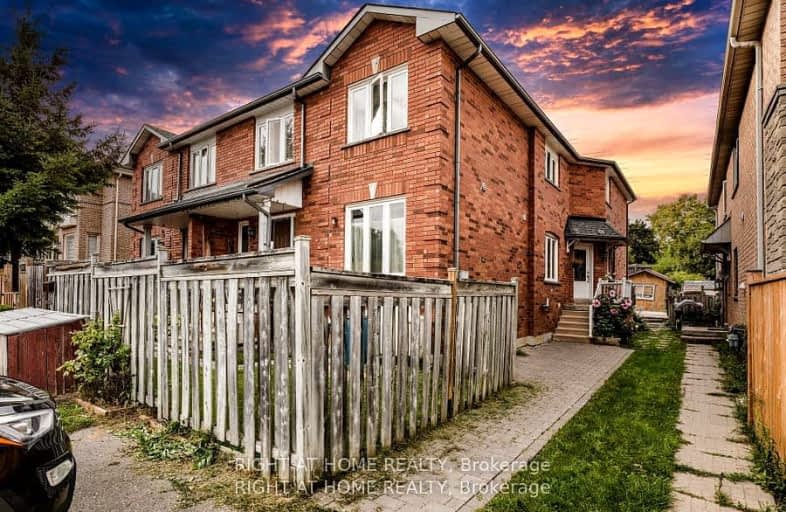 Lower-535 Walpole Crescent, Newmarket | Image 1