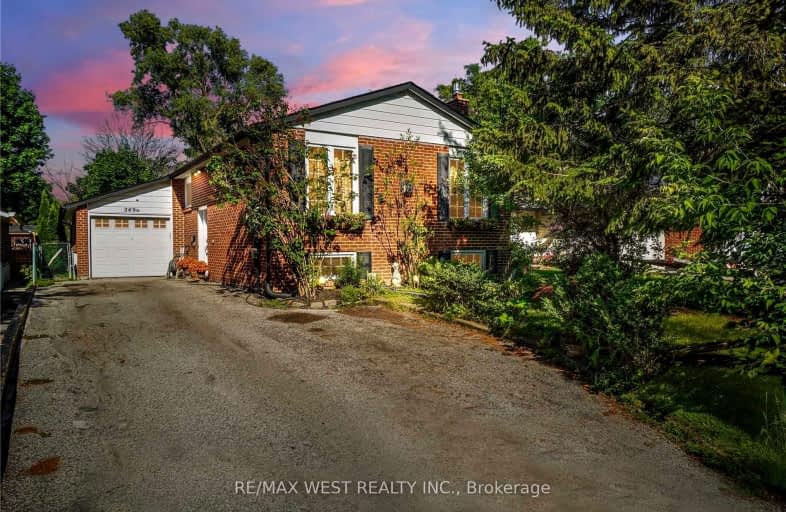 Lower-249 Hodgson Drive, Newmarket | Image 1