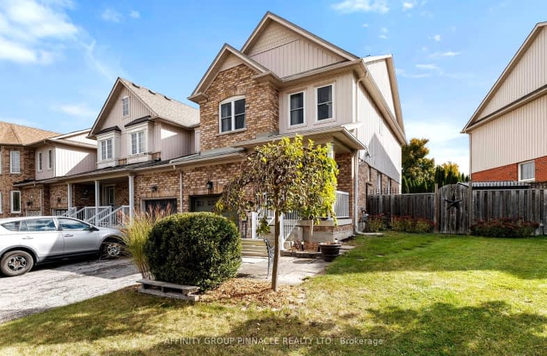 11 Lilly Mckeowan Crescent, East Gwillimbury | Image 1