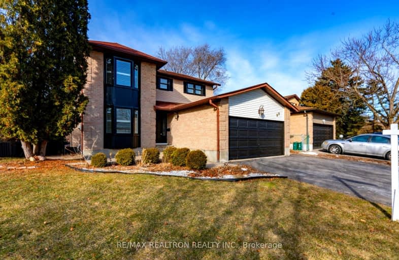 LOWER-89 Batson Drive, Aurora | Image 1