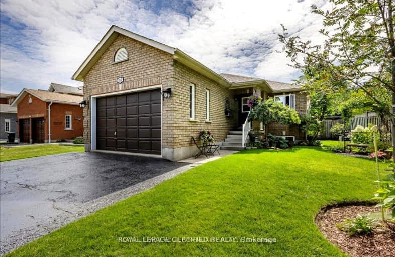 (Lowe-1013 Leslie Drive, Innisfil | Image 1