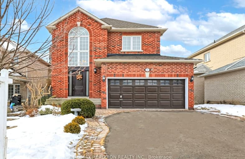 945 Best Circle, Newmarket | Image 1