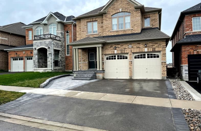 35 Tay Boulevard, Bradford West Gwillimbury | Image 1