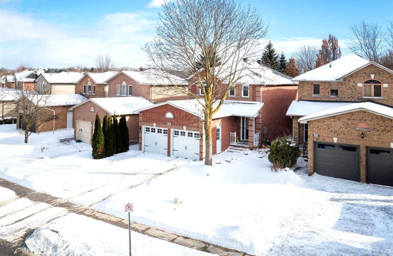 690 College Manor Drive, Newmarket | Image 1