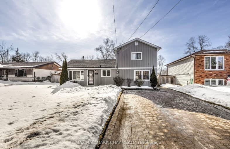 946 Gilmore Avenue, Innisfil | Image 1