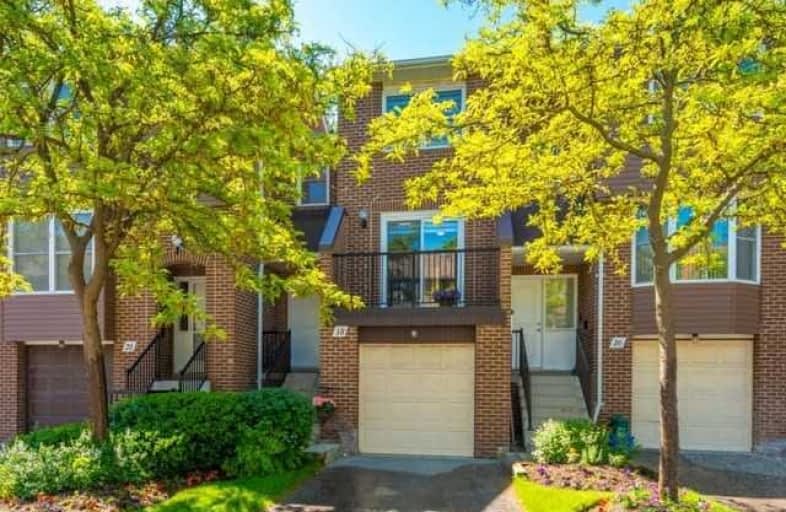 18 Windsor Court Road, Markham | Image 1