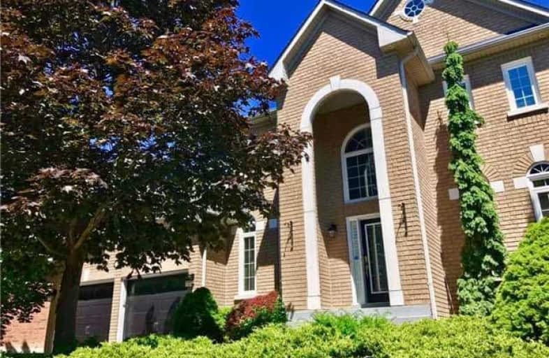 779 Foxcroft Boulevard, Newmarket | Image 1