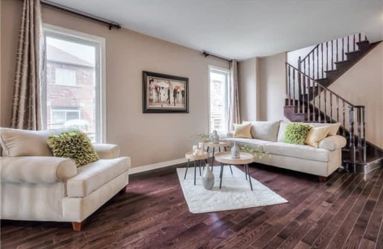 8 Harvest Hills Boulevard, East Gwillimbury | Image 1