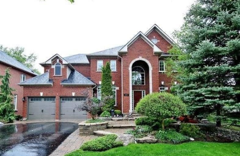 602 Foxcroft Boulevard, Newmarket | Image 1