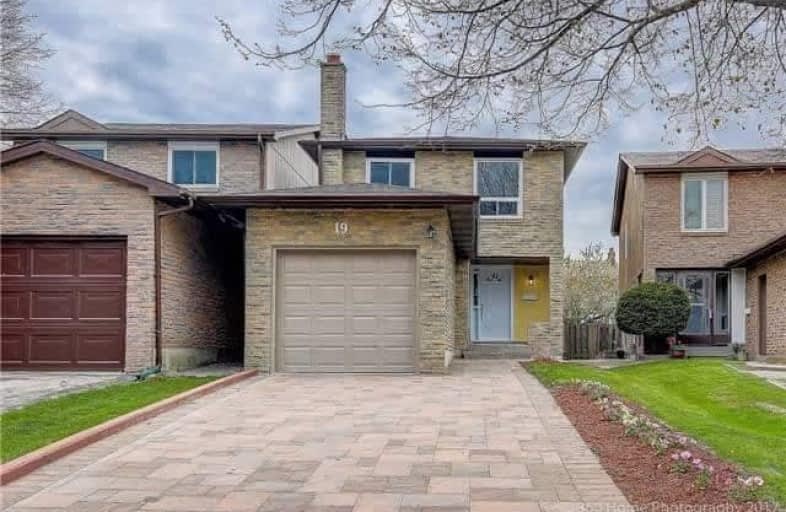 19 Simsbury Court, Markham | Image 1