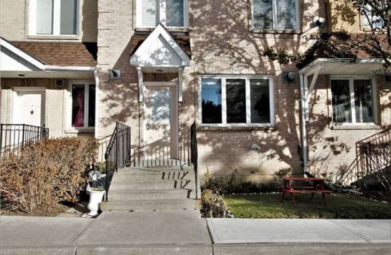 304-75 Weldrick Road East, Richmond Hill | Image 1