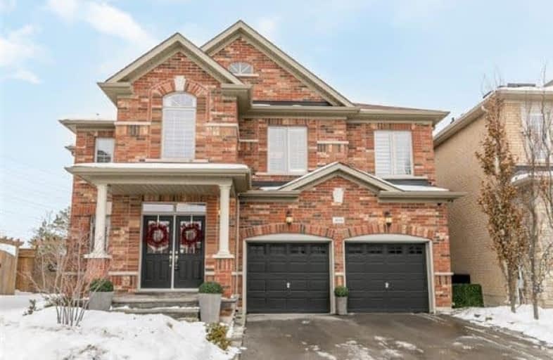 490 Foxcroft Boulevard, Newmarket | Image 1