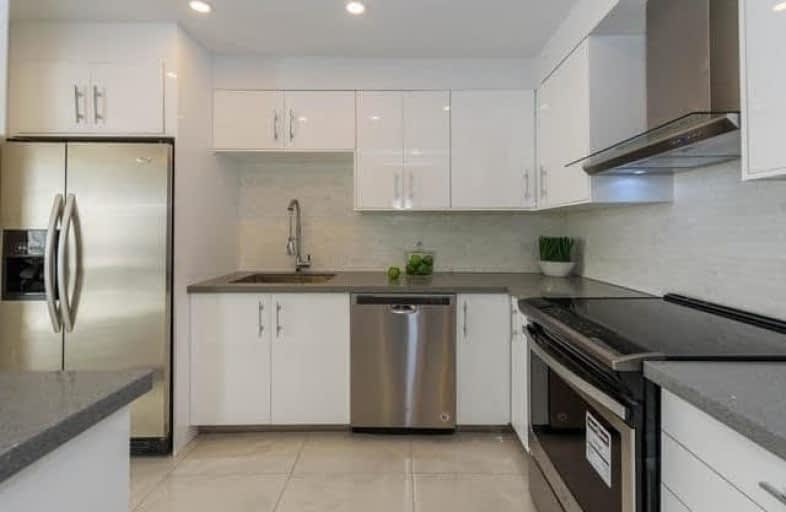 208-30 Harding Boulevard West, Richmond Hill | Image 1