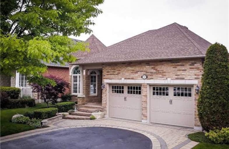 727 Madeline Heights, Newmarket | Image 1