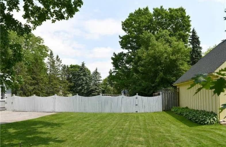 17 1st Avenue, Uxbridge | Image 1